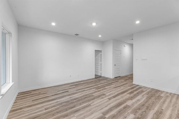 Empty room, Interior, Recessed Lighting, Wood Texture Flooring