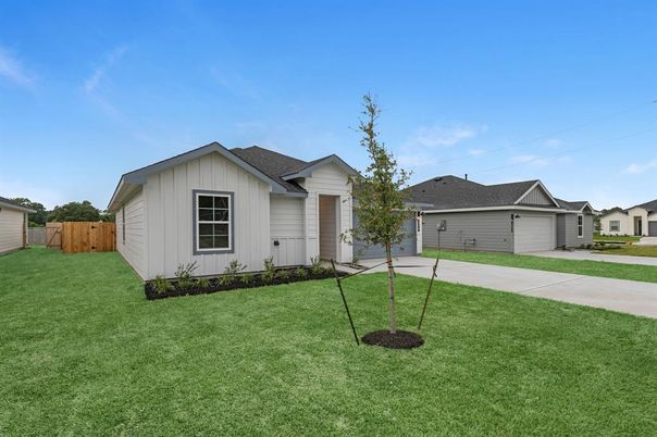 Attached, Backyard, Detached Garage, Exterior, Facade, Farmhouse