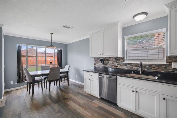 Dining room, Interior, Kitchen, Pendant Lights, Wood Texture Flooring