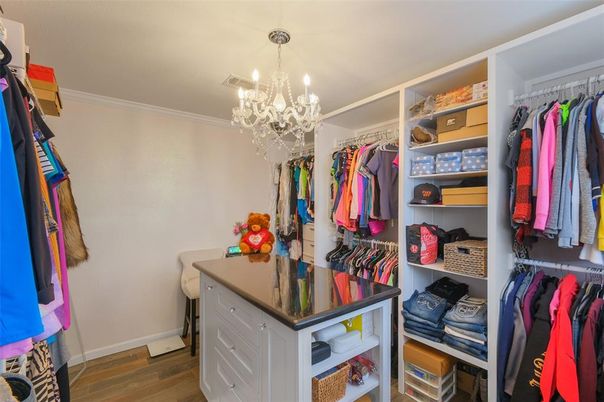Chandelier, Interior, Walk-in Closets, Wood Texture Flooring