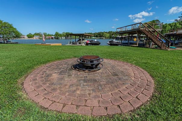 Backyard, Exterior, Lake, Water
