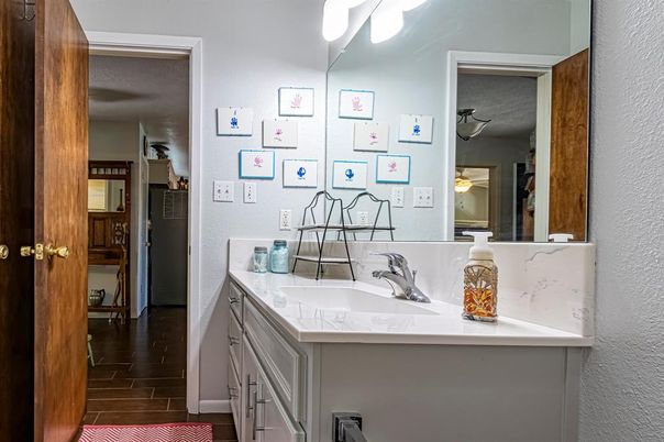 Bathroom, Dual Sink Vanities, Interior, Wood Texture Flooring