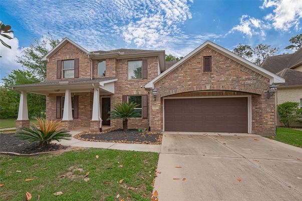 Attached, Exterior, Facade, Brick Facade, Brick Traditional