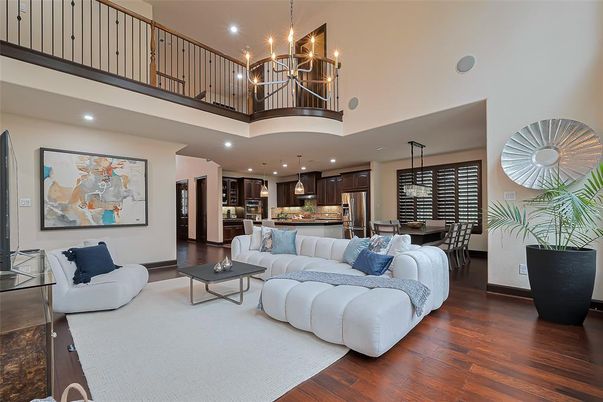 Dining room, Interior, Kitchen, Living room, Pendant Lights, Recessed Lighting, Stainless Steel Appliances, Wood Texture Flooring