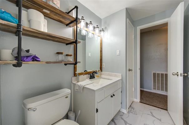 Bathroom, Dual Sink Vanities, Interior, Marble