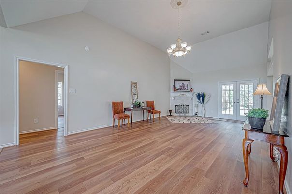 Chandelier, Fireplace, Interior, Pendant Lights, Wood Texture Flooring