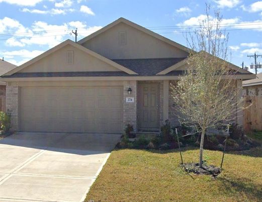 Attached, Exterior, Facade, American Craftsman