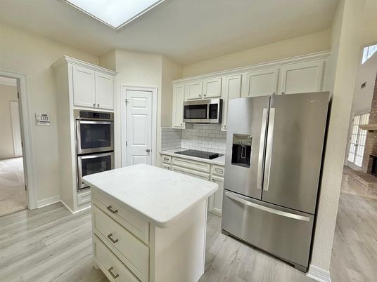 Interior, Kitchen, Stainless Steel Appliances, Wood Texture Flooring