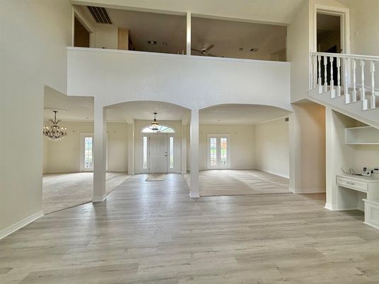 Chandelier, Interior, Wood Texture Flooring