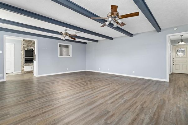 Empty room, Interior, Wooden Beams, Wood Texture Flooring