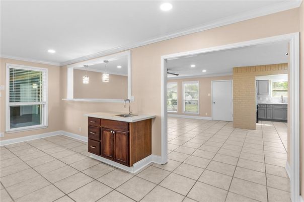 Interior, Kitchen, Pendant Lights, Recessed Lighting