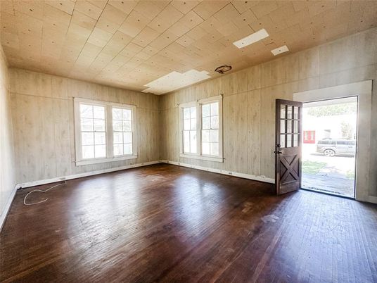 Empty room, Interior, Recessed Lighting, Wooden Ceilings, Wood Texture Flooring, Wooden Walls