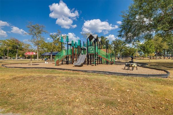 Backyard, Exterior, Playground