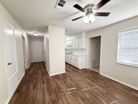 Empty room, Interior, Kitchen, Wood Texture Flooring