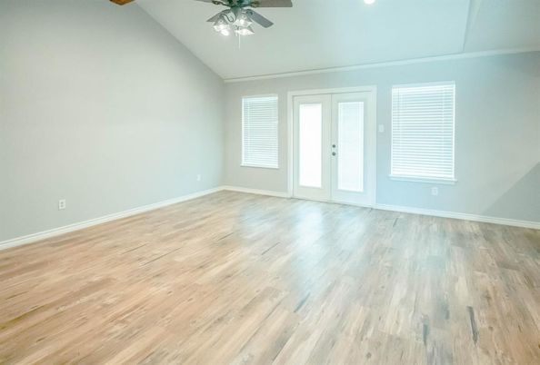 Empty room, Interior, Recessed Lighting, Wood Texture Flooring
