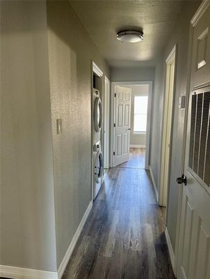 Interior, Utility Closets, Washer, Wood Texture Flooring