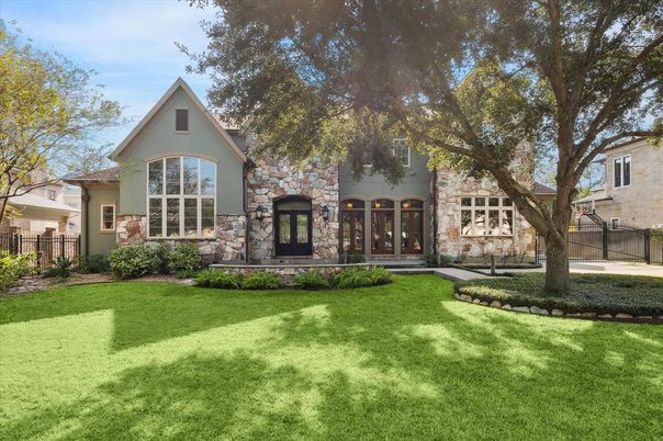 Backyard, Exterior, Facade, French Provincial