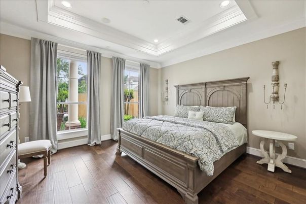 Bedroom, Interior, Recessed Lighting, Wood Texture Flooring