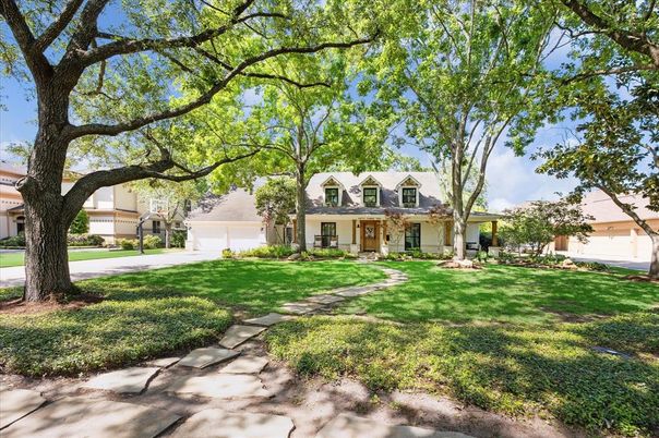 Attached, Backyard, Exterior, Facade, French Provincial
