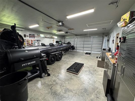 Fitness Equipment, Garage, Interior