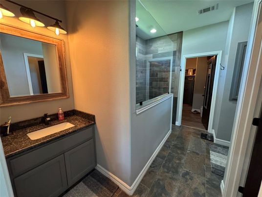 Bathroom, Interior, Recessed Lighting