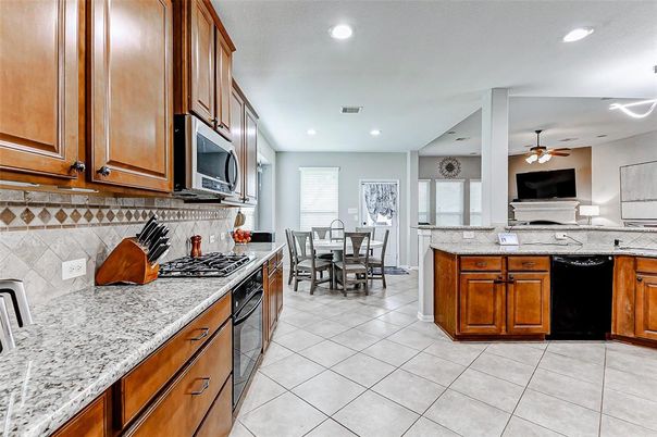 Dining room, Interior, Kitchen, Recessed Lighting