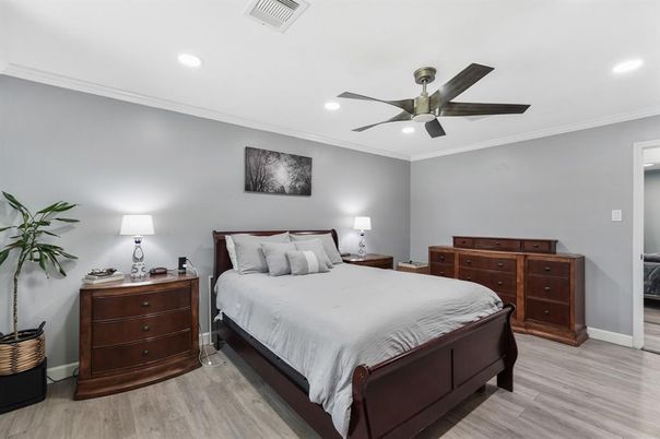 Bedroom, Interior, Recessed Lighting, Wood Texture Flooring