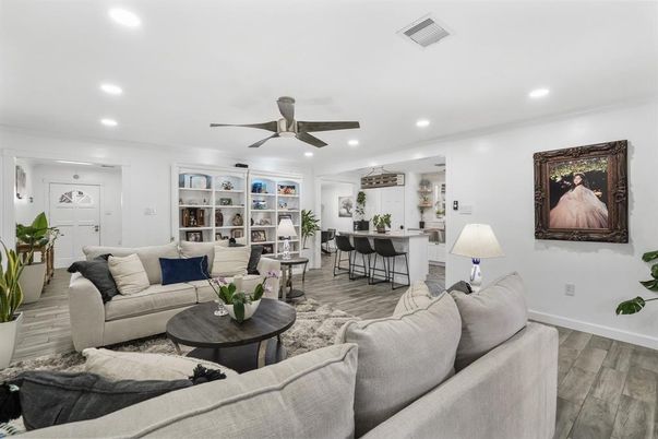 Interior, Living room, Recessed Lighting, Wood Texture Flooring