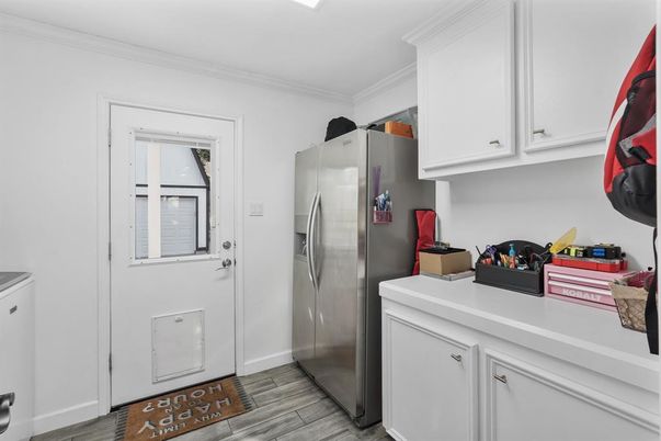 Interior, Kitchen, Stainless Steel Appliances, Wood Texture Flooring