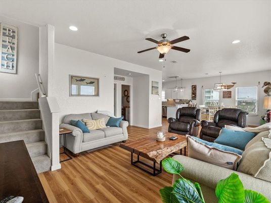 Dining room, Interior, Kitchen, Living room, Pendant Lights, Recessed Lighting, Wood Texture Flooring