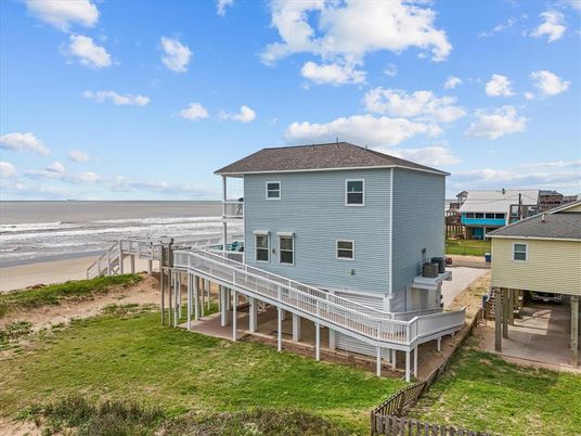 Backyard, Exterior, Water