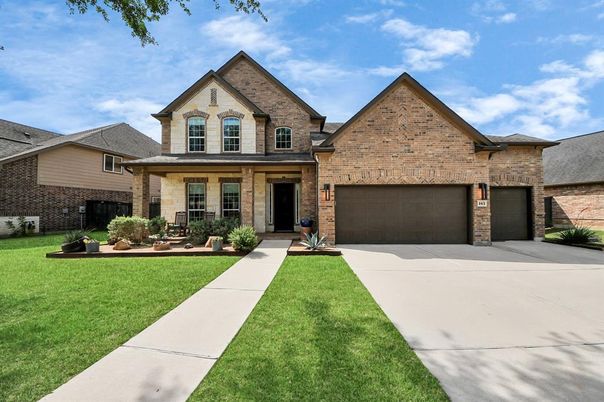Attached, Exterior, Facade, Brick Facade, Brick Traditional