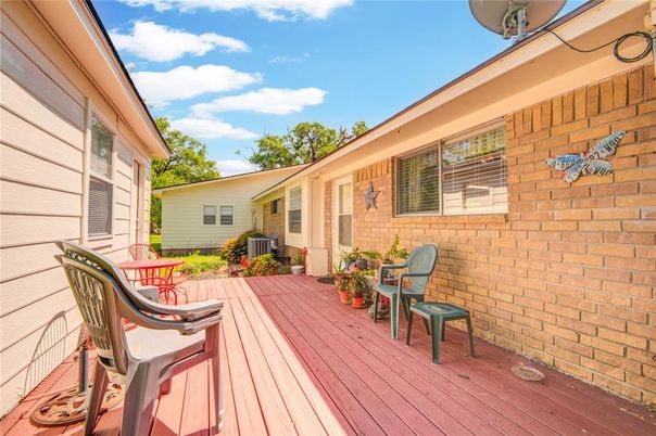 Exterior, Wood Texture Flooring