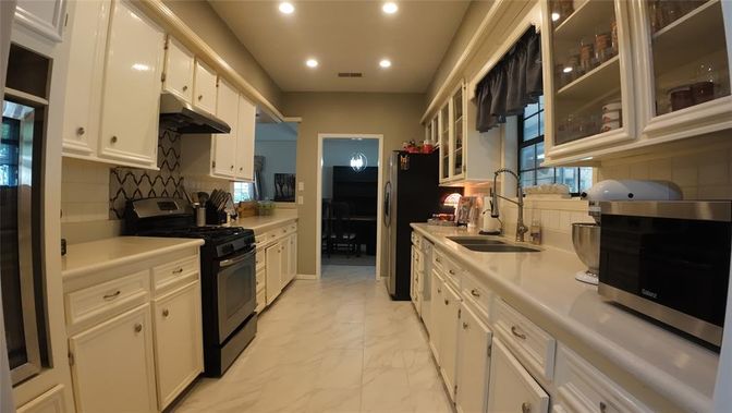Interior, Kitchen, Marble, Recessed Lighting