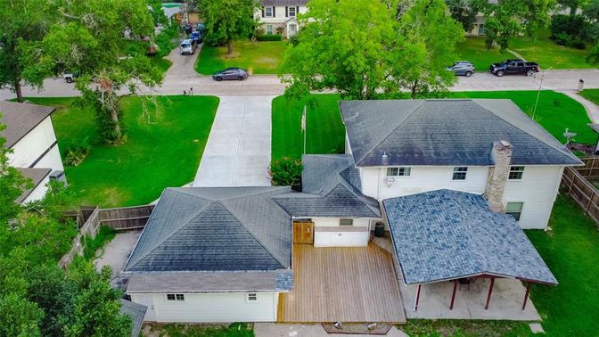 Exterior, Drone