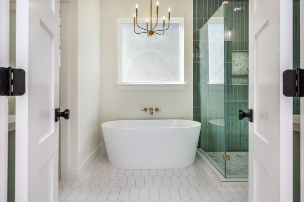 Bathroom, Free Standing Baths, Glass Shower, Interior, Pendant Lights
