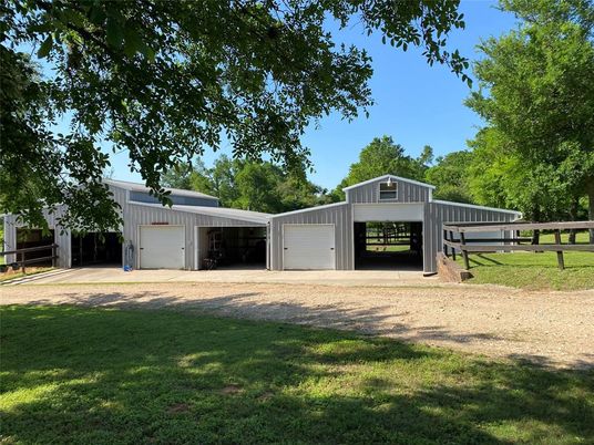 Backyard, Detached Garage, Exterior