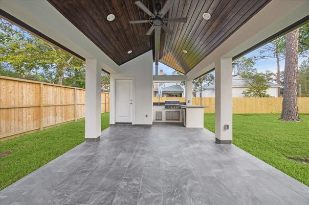 Backyard, Exterior