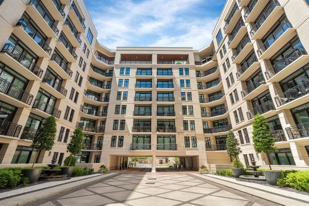 Exterior, Facade, Condo Building