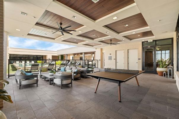 Game Room, Interior, Recessed Lighting