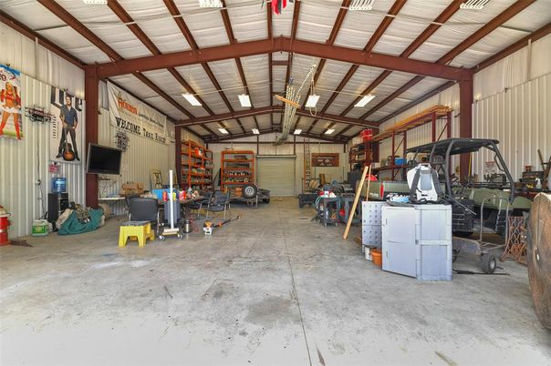 Garage, Interior