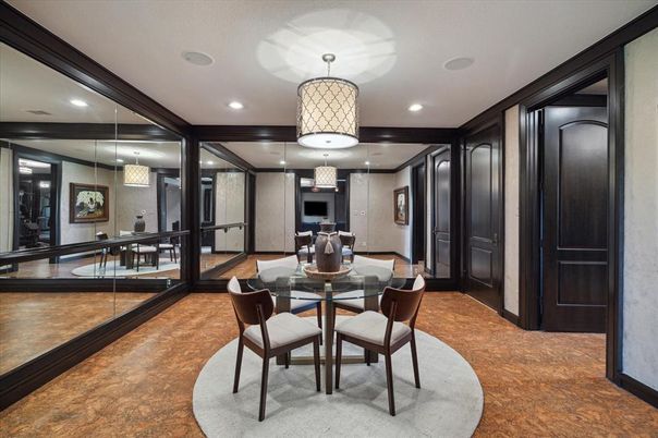 Dining room, Interior, Pendant Lights, Recessed Lighting