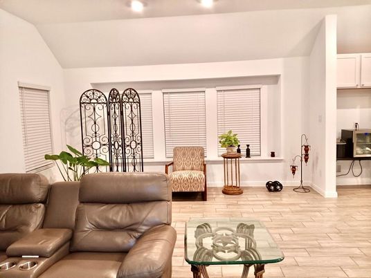 Interior, Living room, Recessed Lighting, Wood Texture Flooring