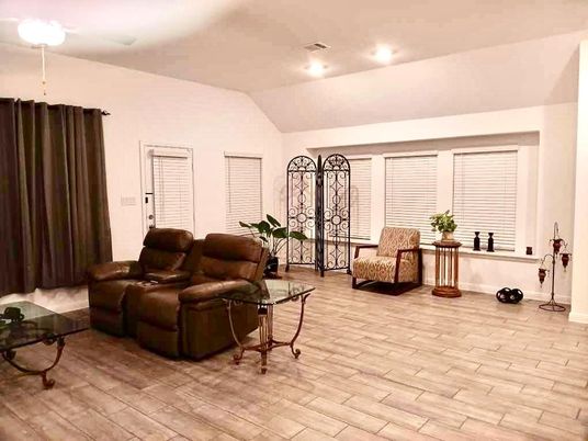 Interior, Living room, Recessed Lighting, Wood Texture Flooring