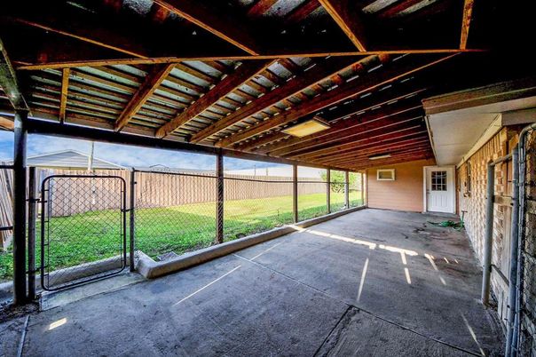 Interior, Wooden Beams