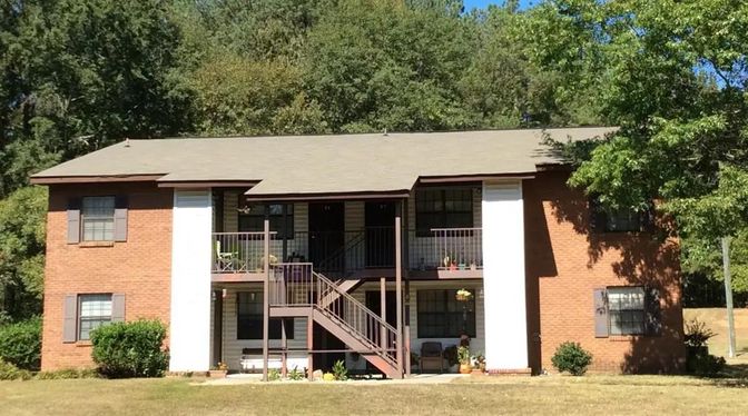 Exterior, Facade, Brick Facade, Modern
