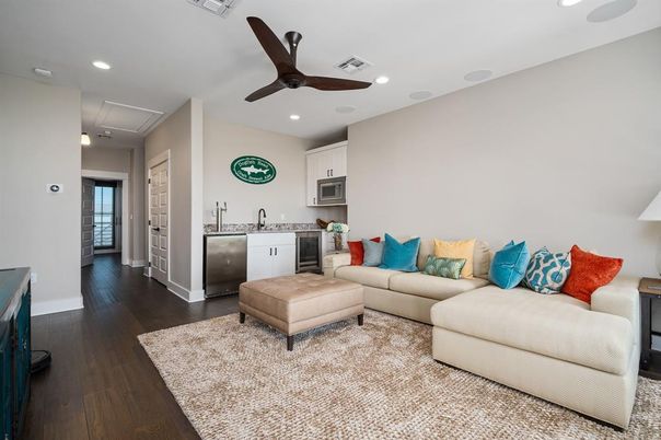 Interior, Kitchen, Living room, Recessed Lighting, Wood Texture Flooring
