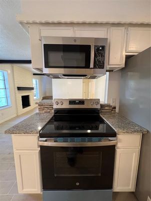 Fireplace, Interior, Kitchen