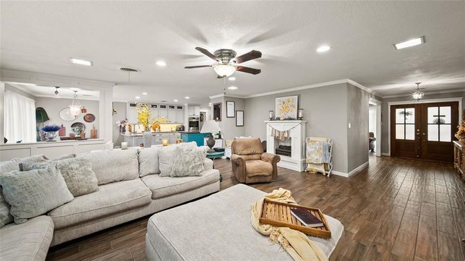 Fireplace, Interior, Kitchen, Living room, Pendant Lights, Recessed Lighting, Wood Texture Flooring