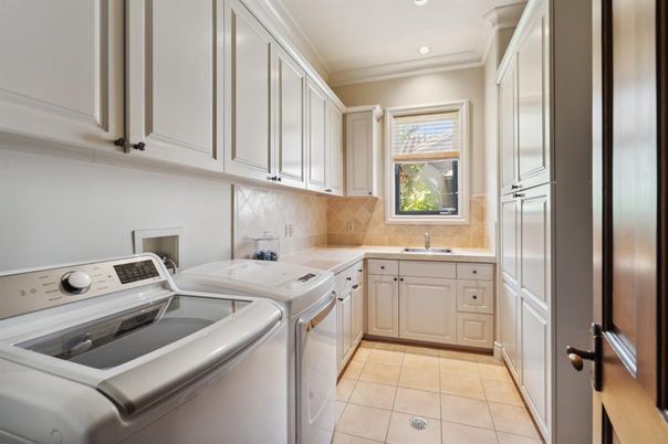 Interior, Recessed Lighting, Washer